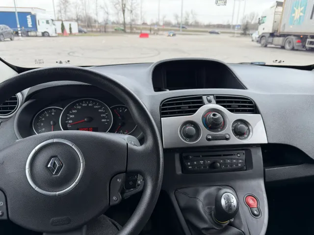 Renault Kangoo - фото 4