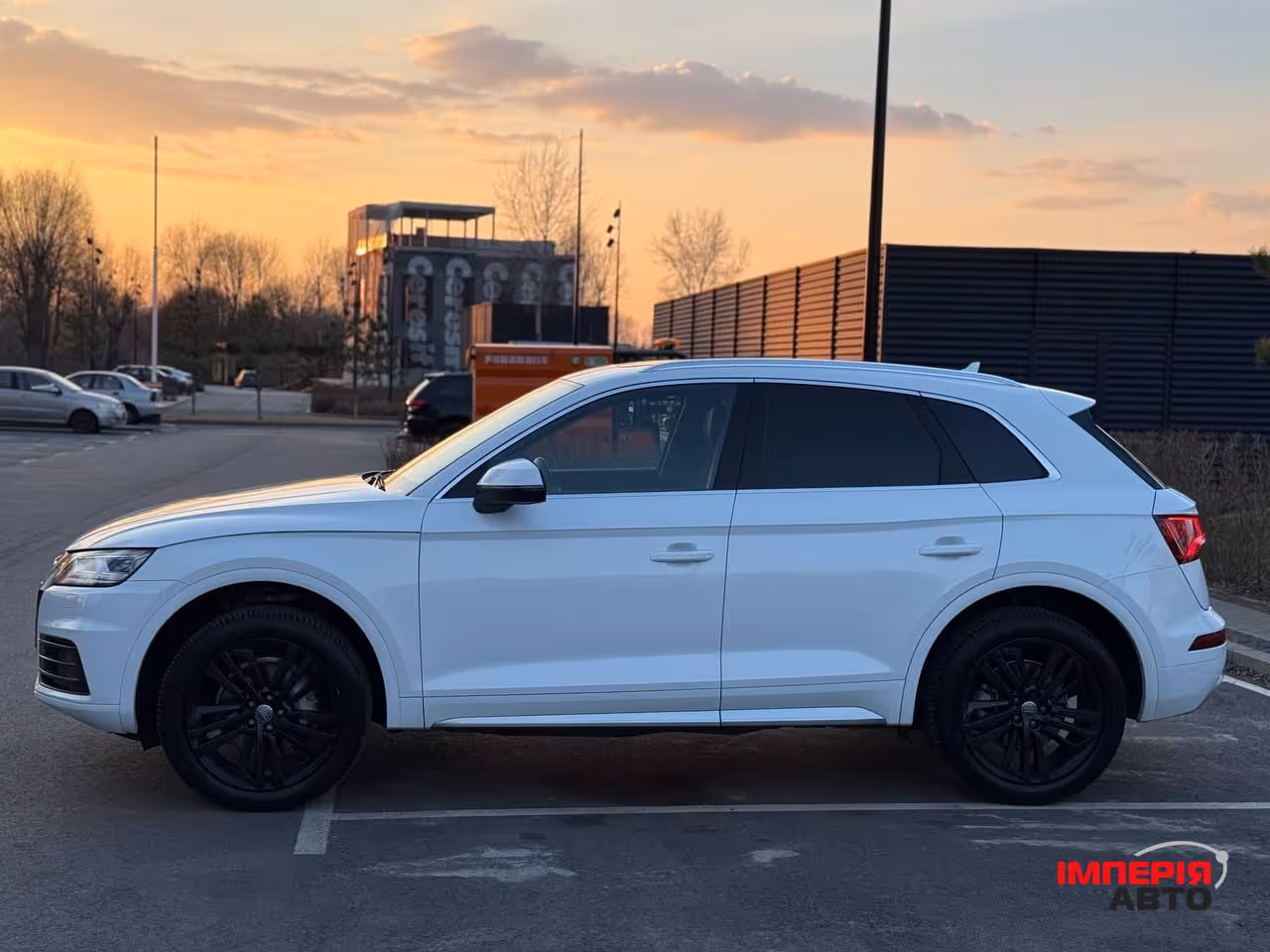 Audi Q5 - фото 10