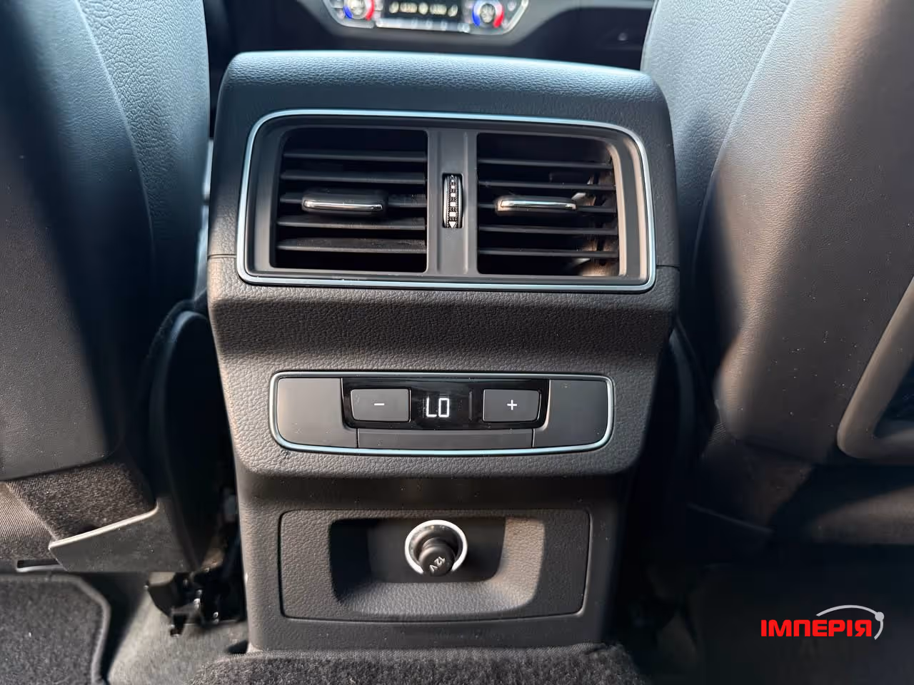 Audi Q5 - фото 21