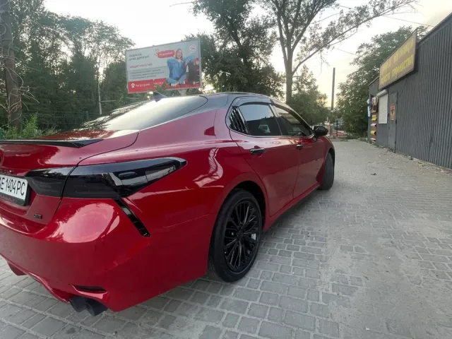 Toyota Camry - фото 3