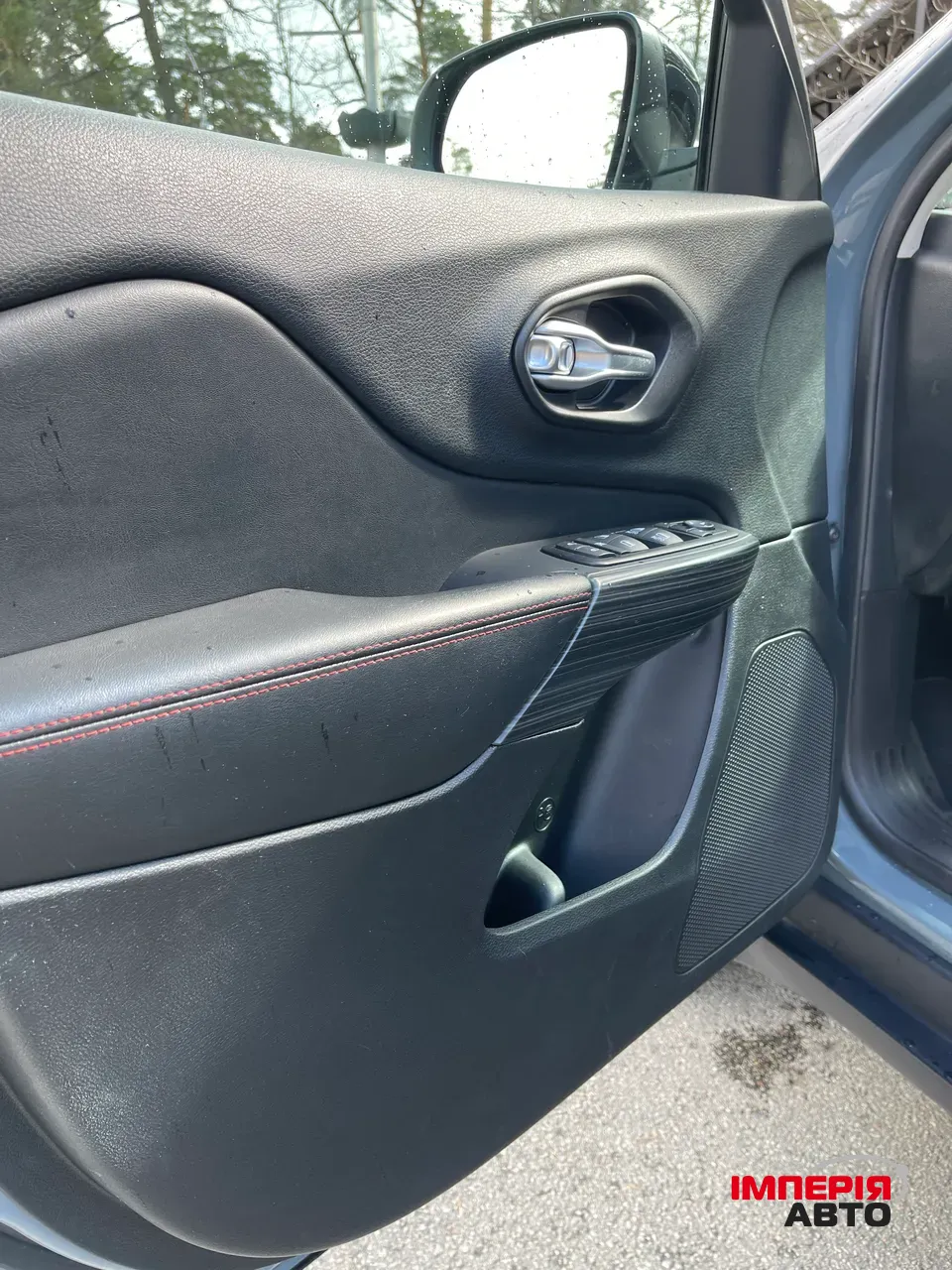 Jeep Cherokee - фото 14