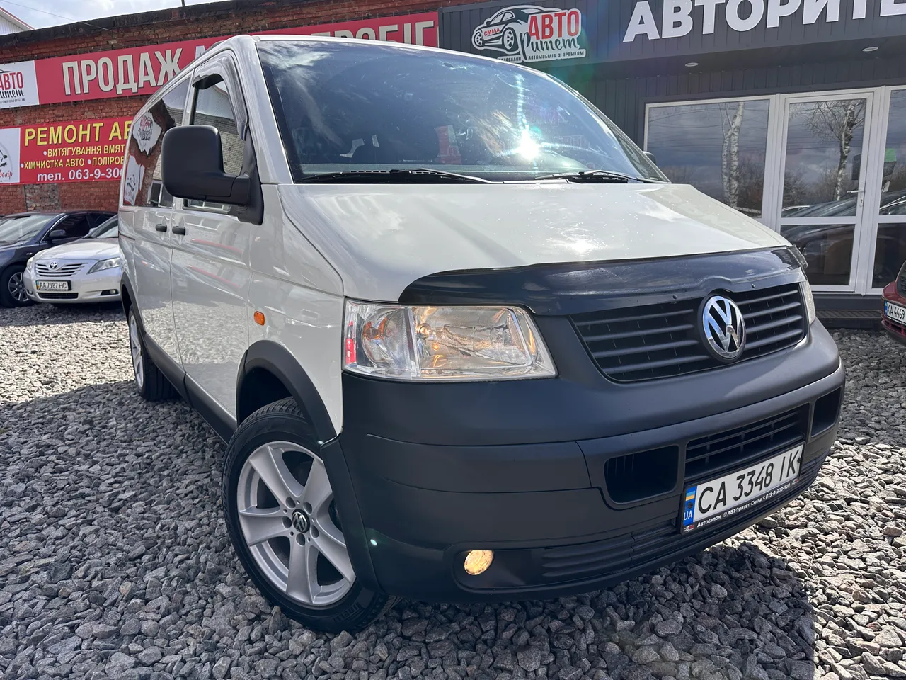 Volkswagen Transporter - фото 1
