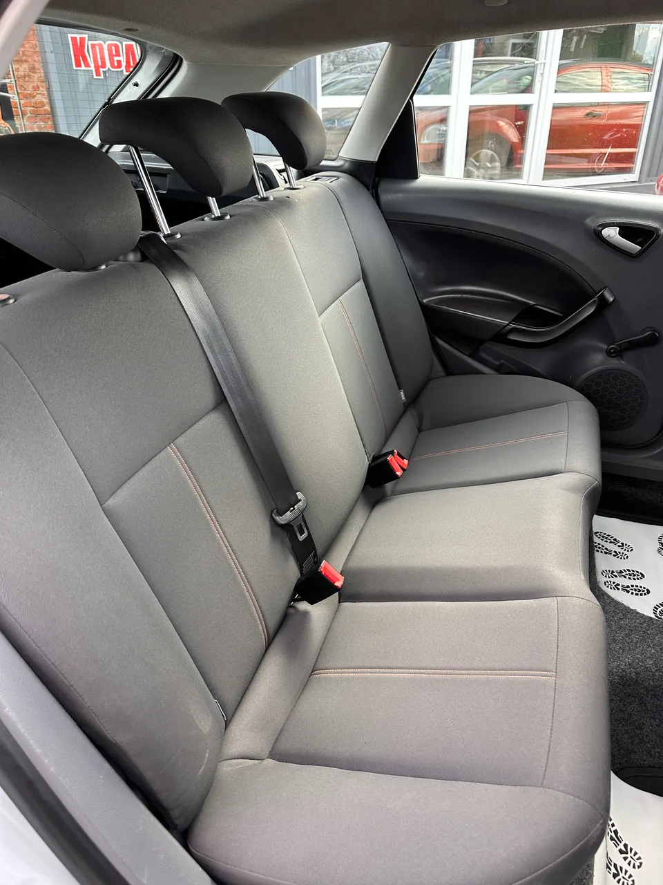 SEAT Ibiza - фото 7