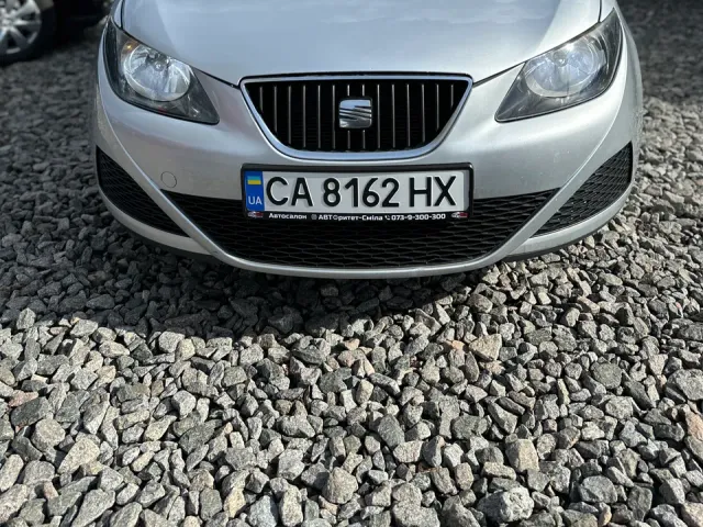 SEAT Ibiza - фото 2