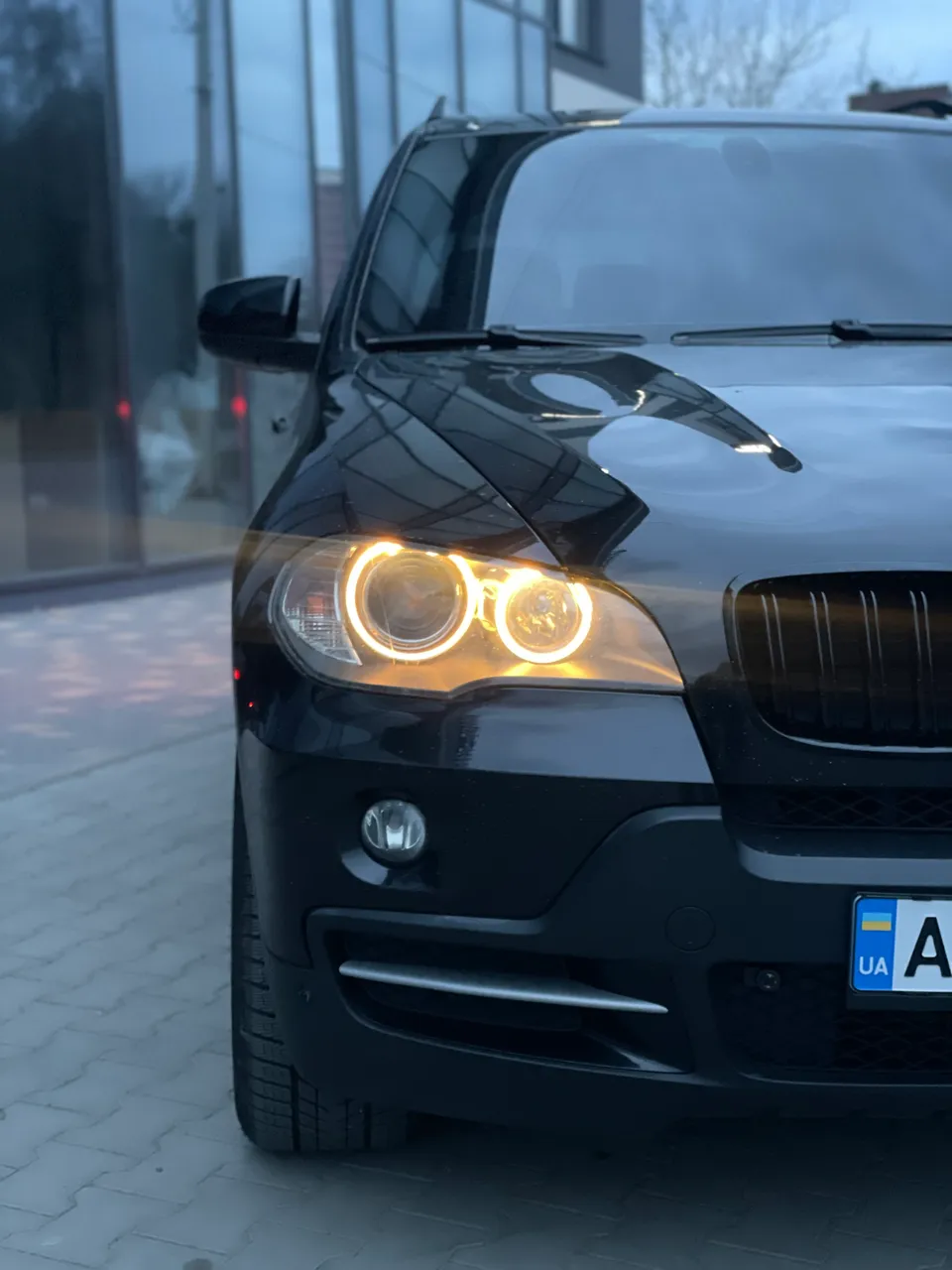 BMW X5 - фото 8