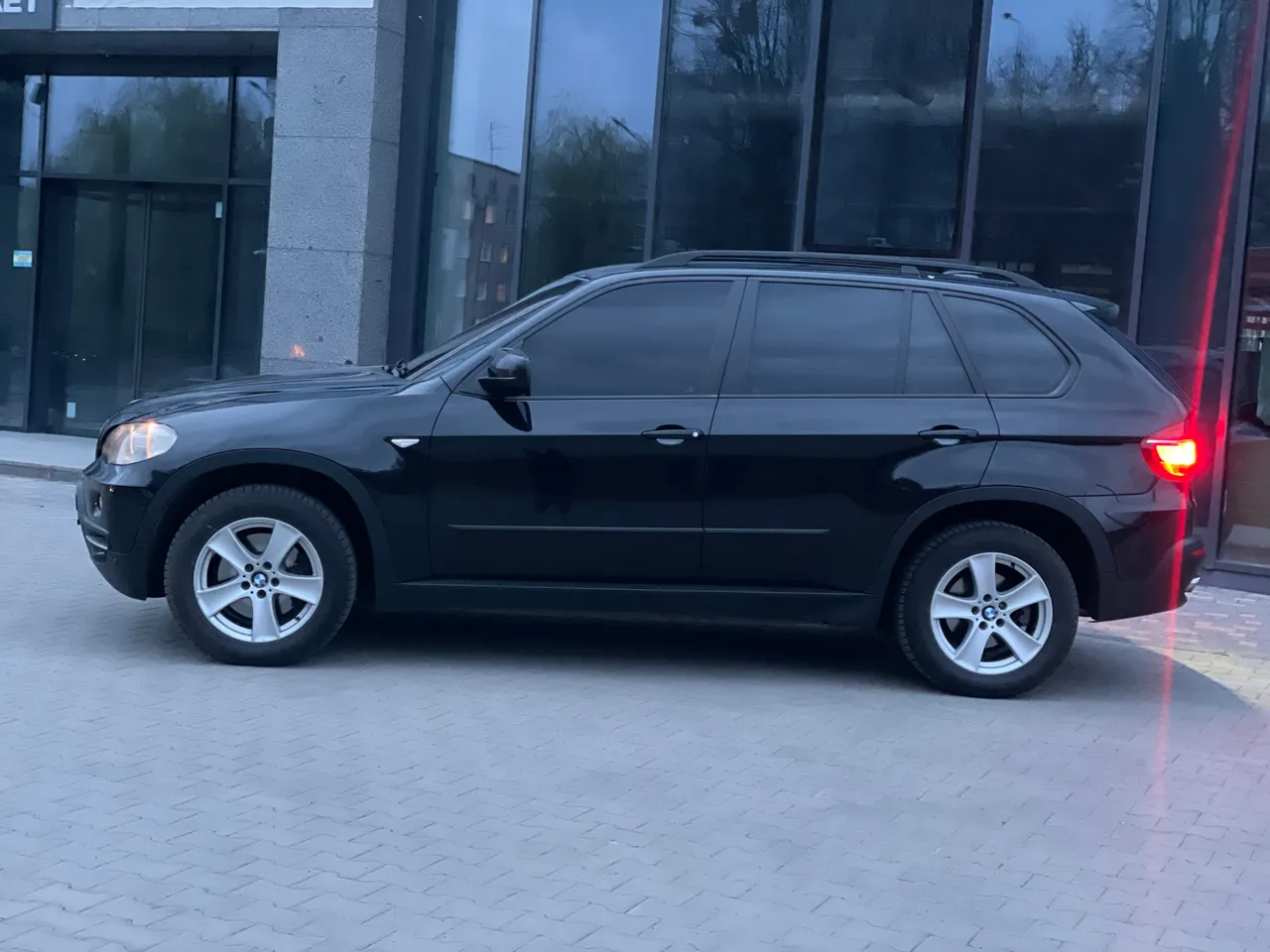 BMW X5 - фото 5