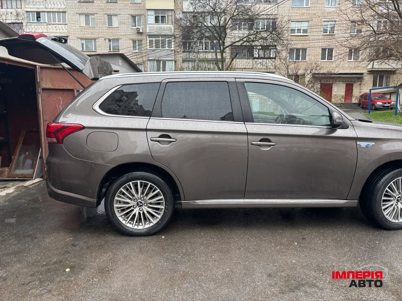 Mitsubishi Outlander - фото 22