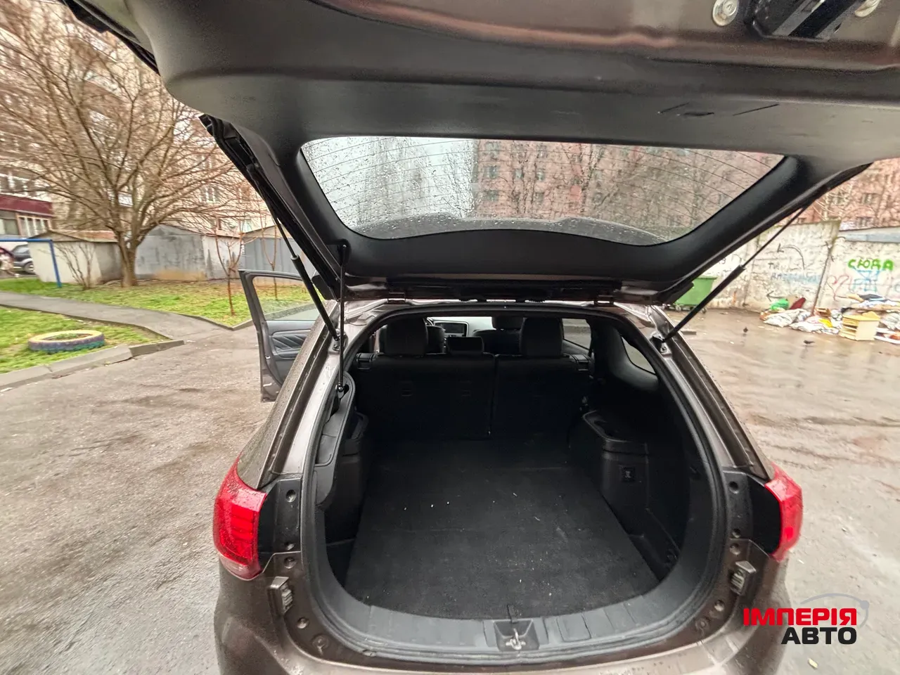 Mitsubishi Outlander - фото 26