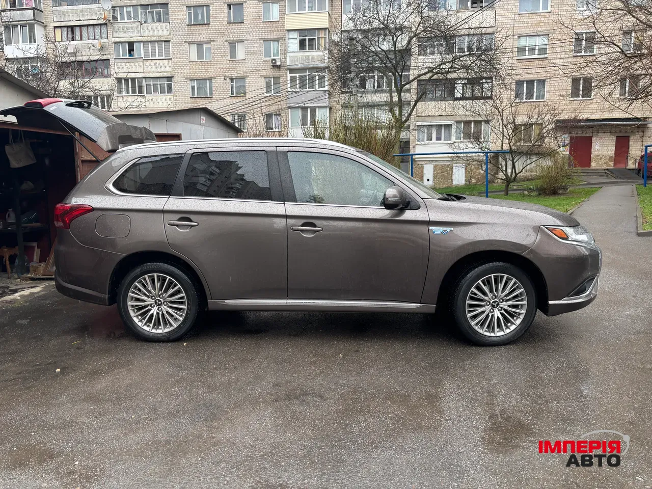 Mitsubishi Outlander - фото 20