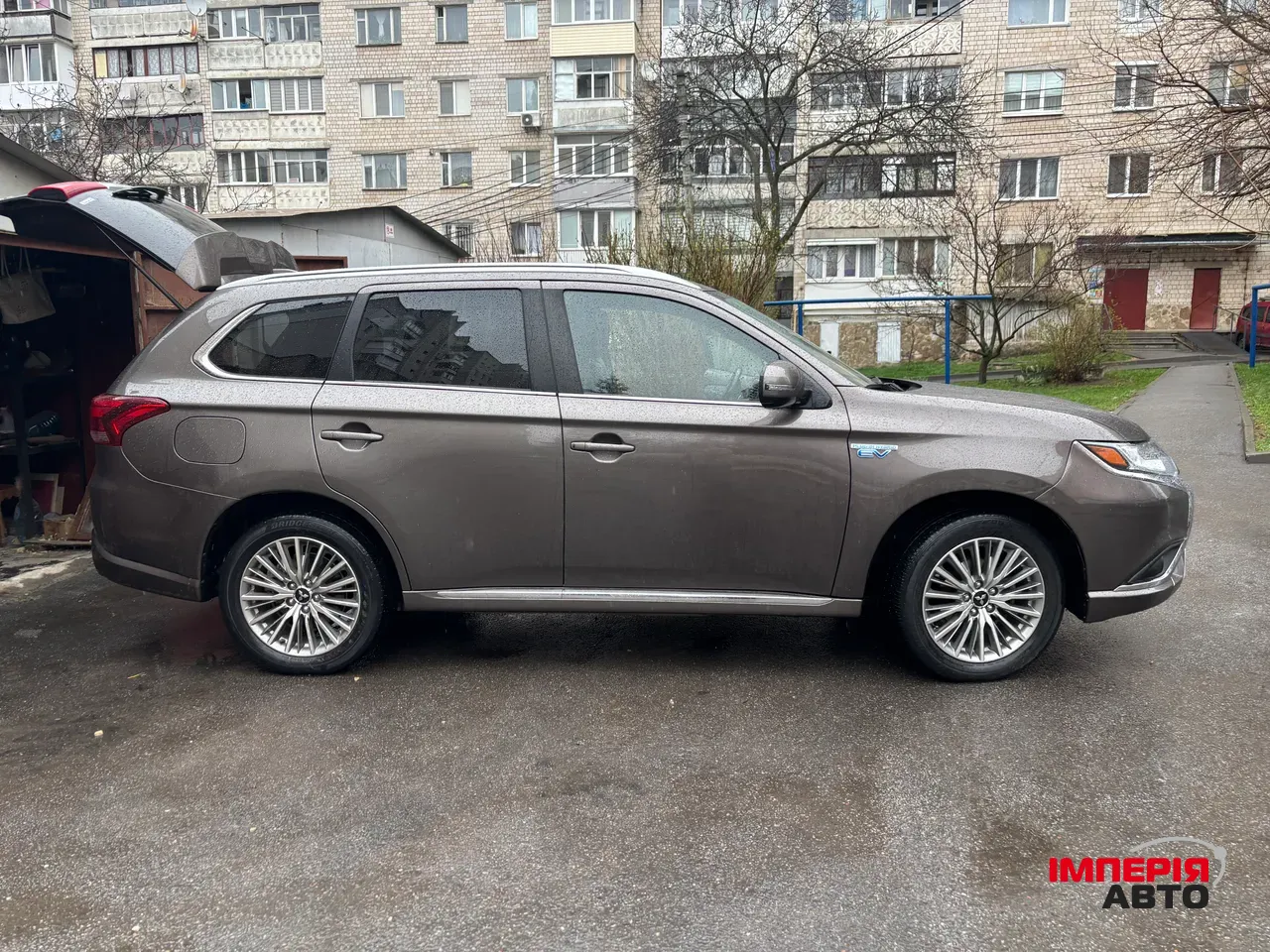 Mitsubishi Outlander - фото 21