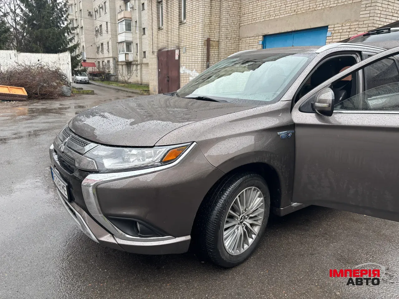 Mitsubishi Outlander - фото 9