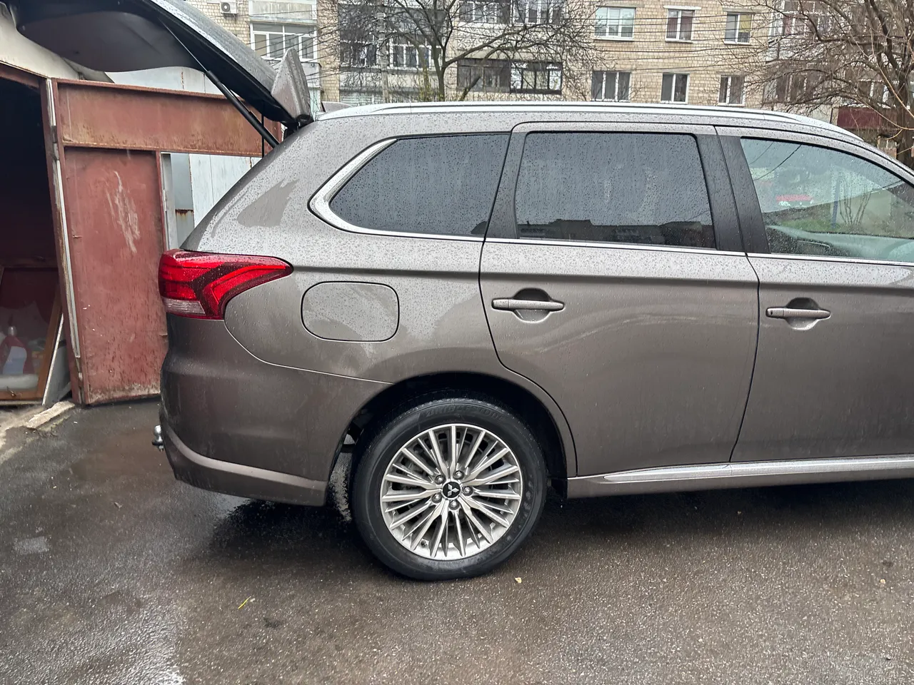 Mitsubishi Outlander - фото 23