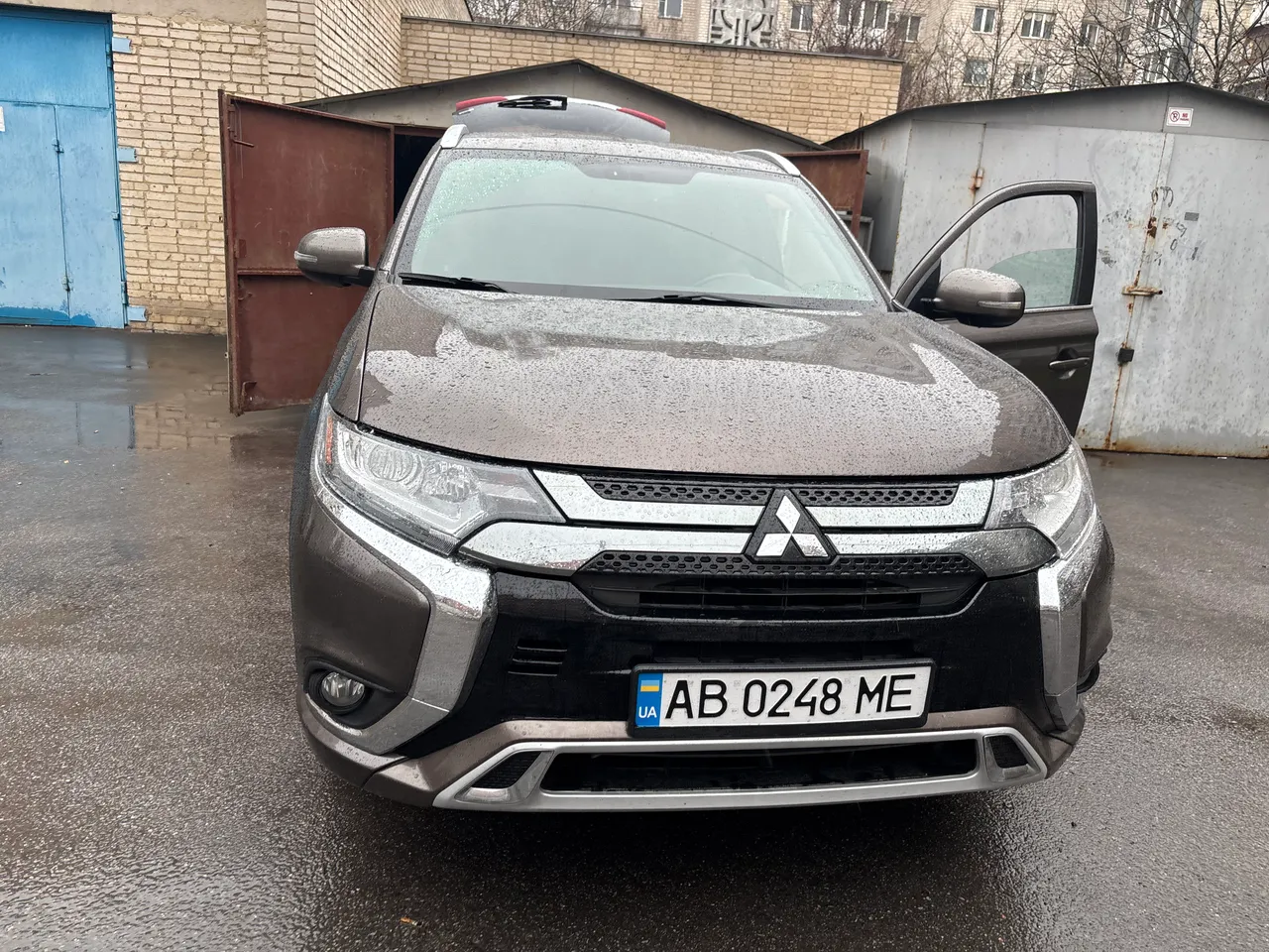 Mitsubishi Outlander - фото 15