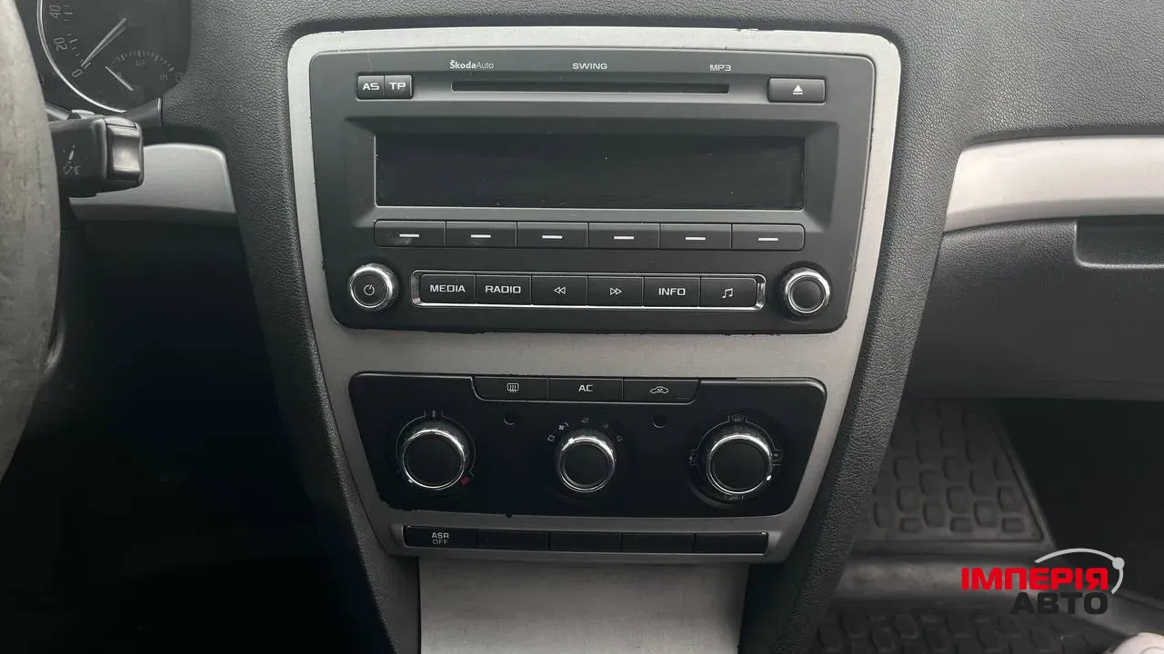 Skoda Octavia - фото 11