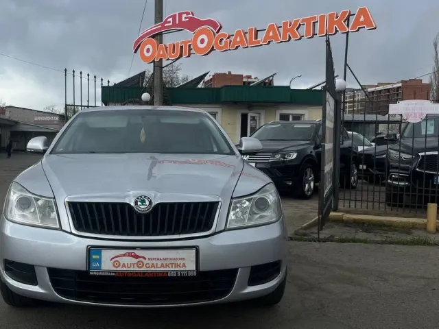 Skoda Octavia - фото 2