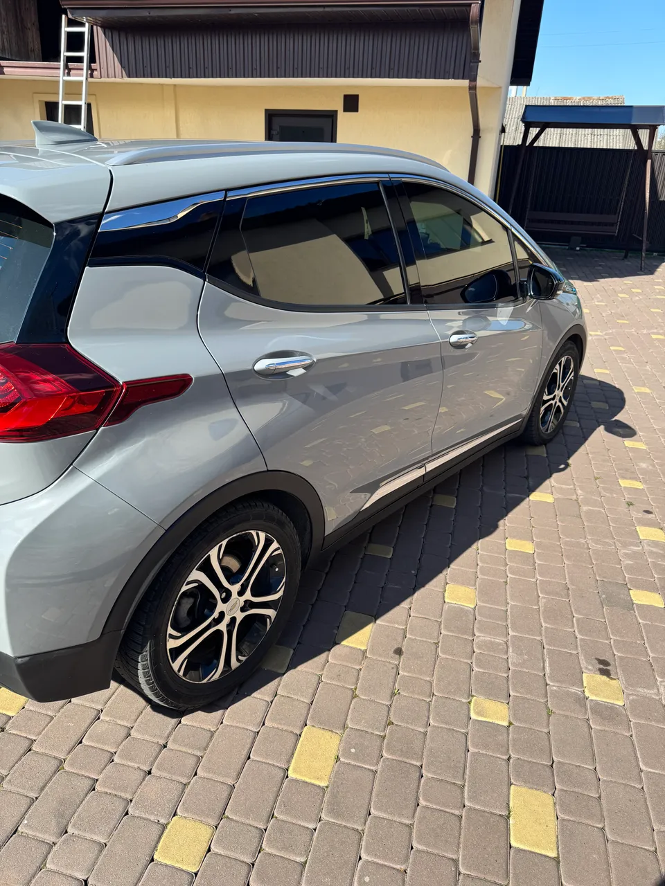 Chevrolet Bolt - фото 3