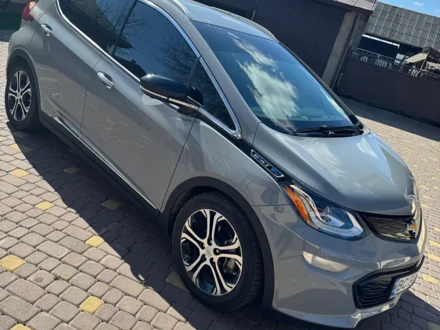 Chevrolet Bolt - фото 2