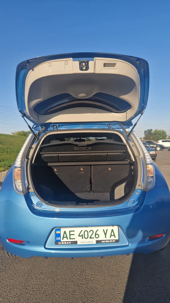 Nissan Leaf - фото 5