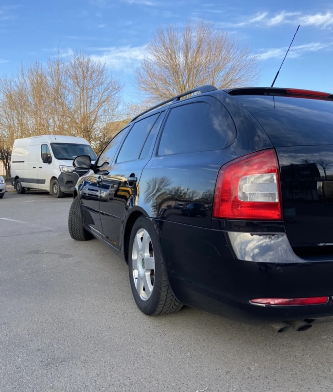 Skoda Octavia - фото 4