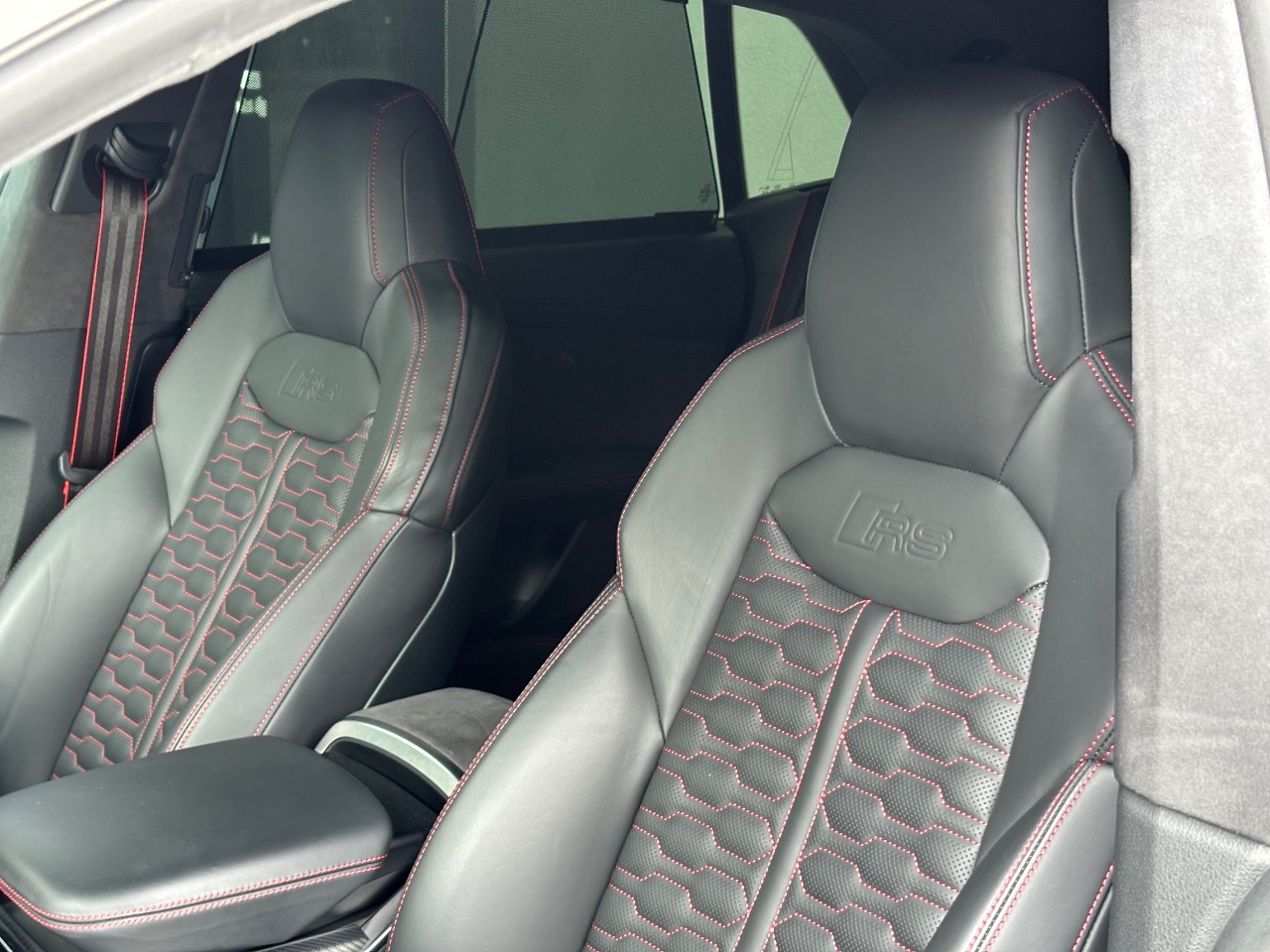 Audi RS Q8 - фото 2