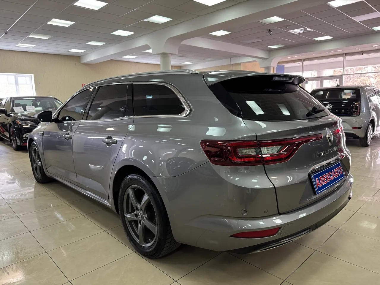 Renault Talisman - фото 2