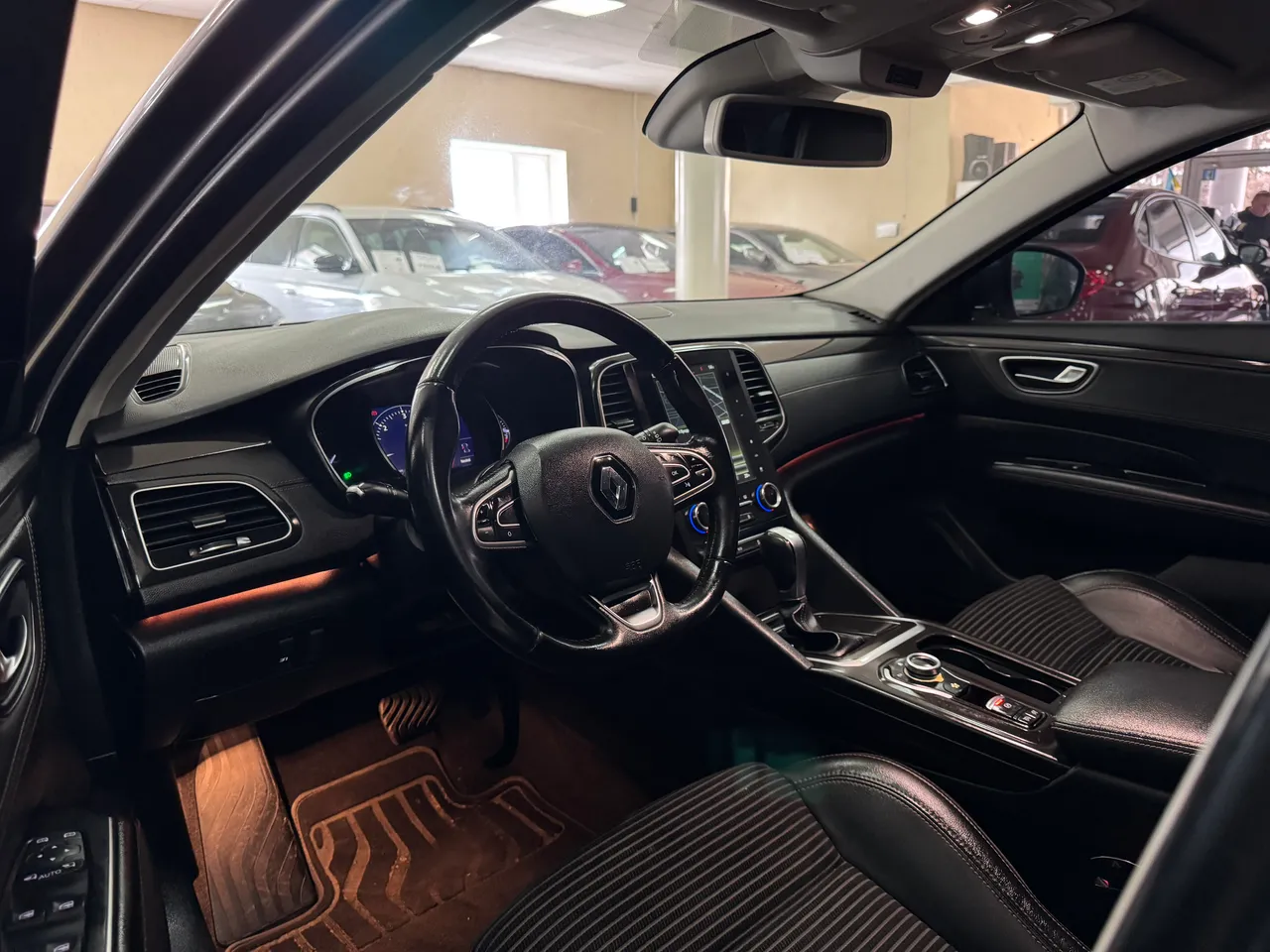 Renault Talisman - фото 9