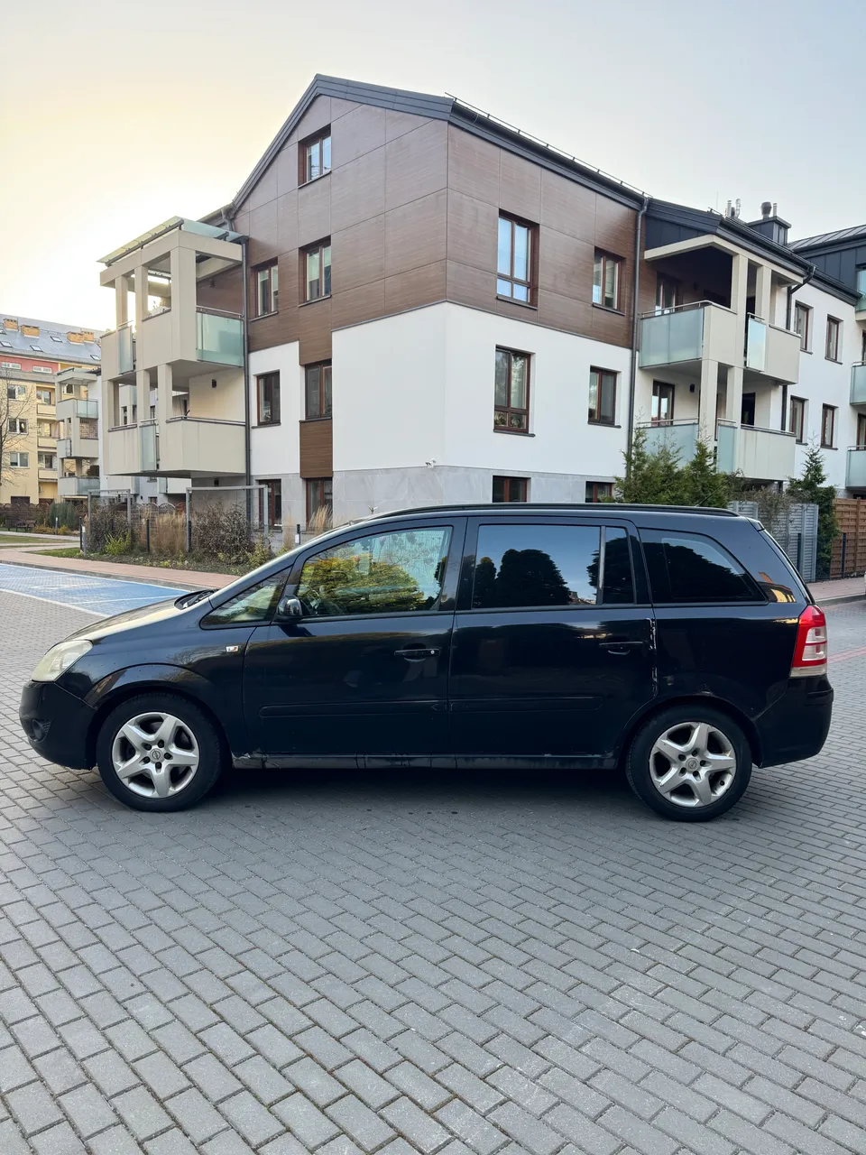 Opel Zafira - фото 5