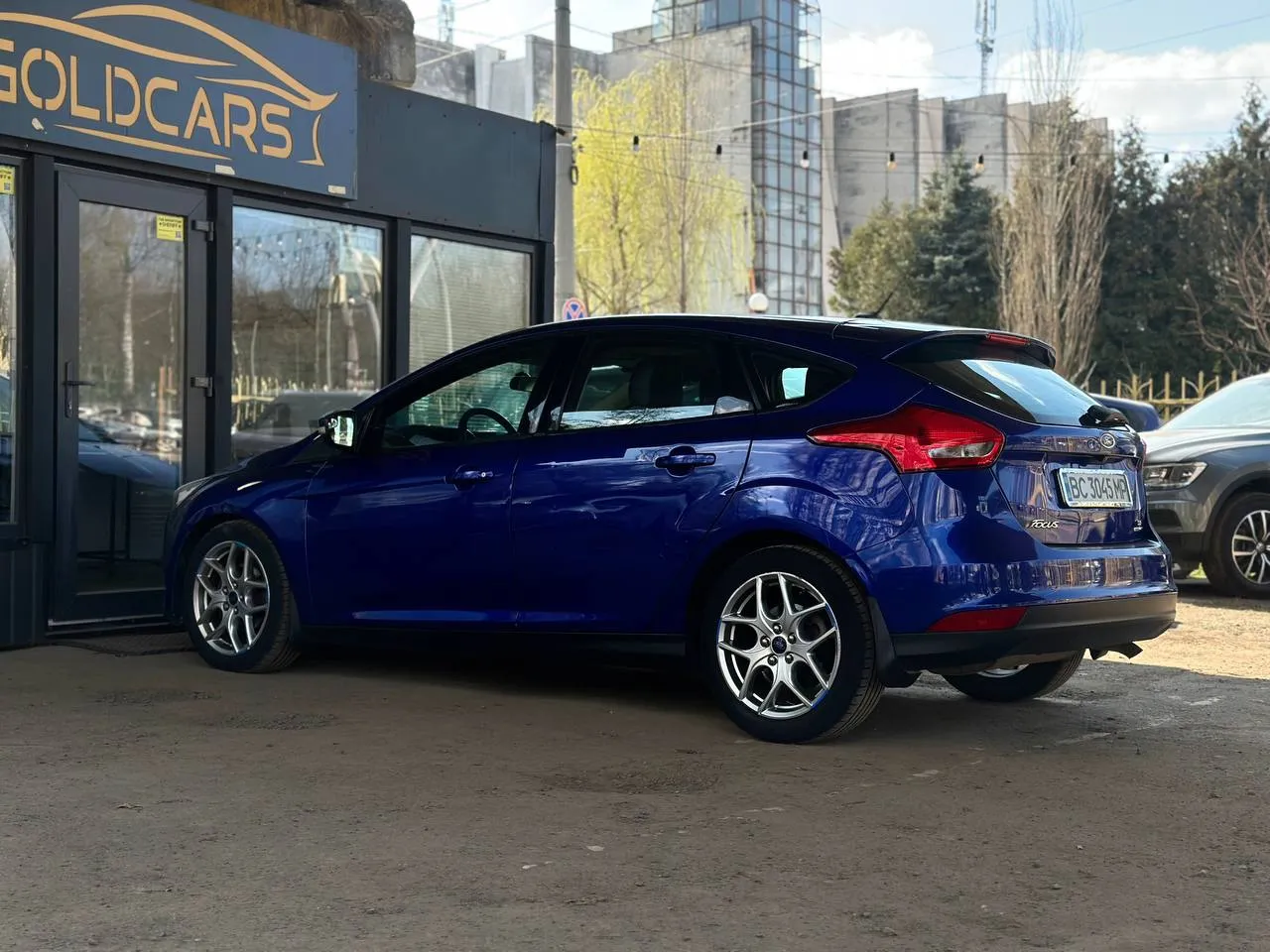 Ford Focus - фото 8