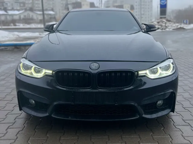 BMW 3 серії - фото 1