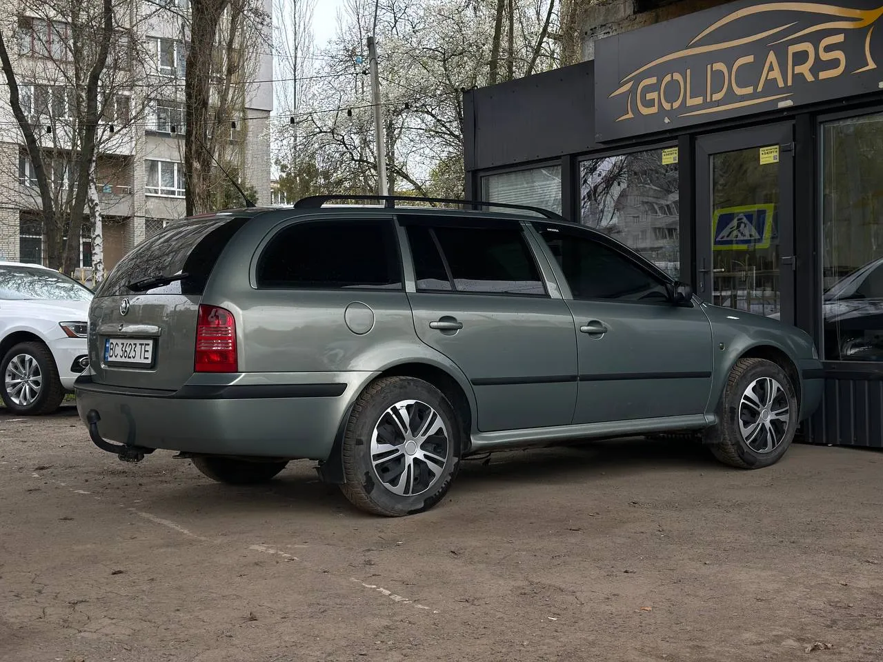 Skoda Octavia - фото 8