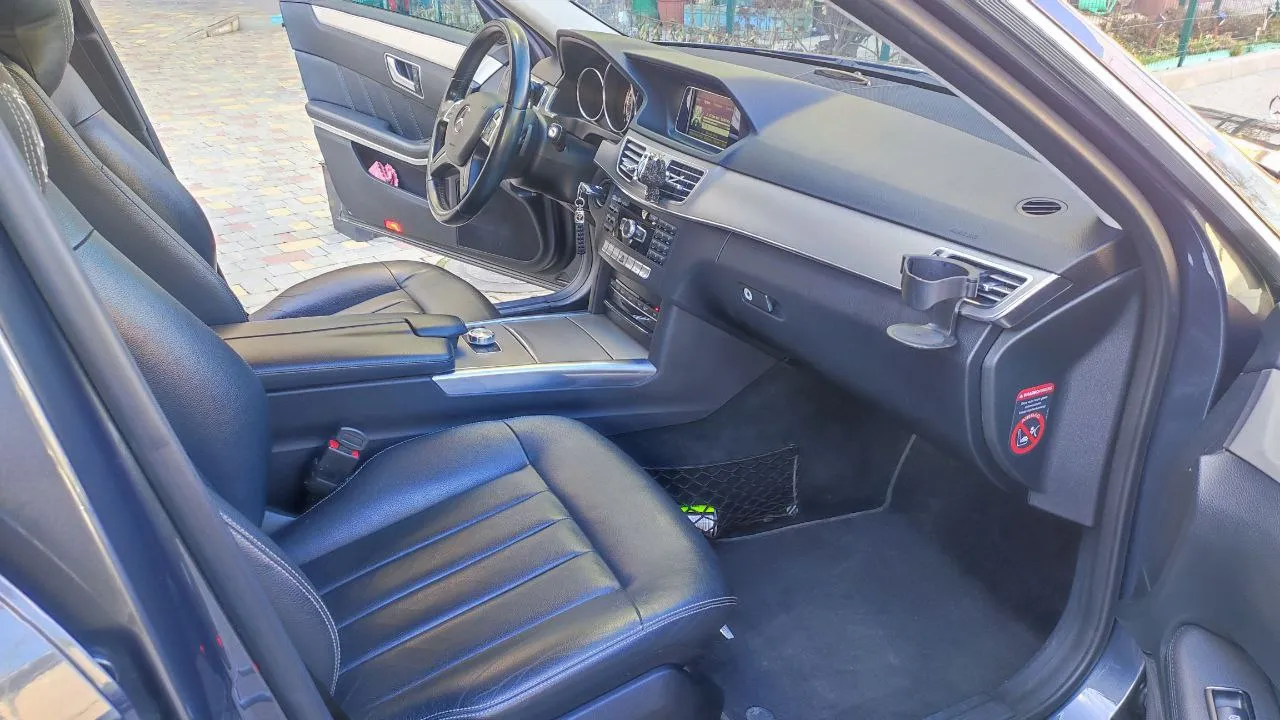 Mercedes-Benz E-Класс - фото 12