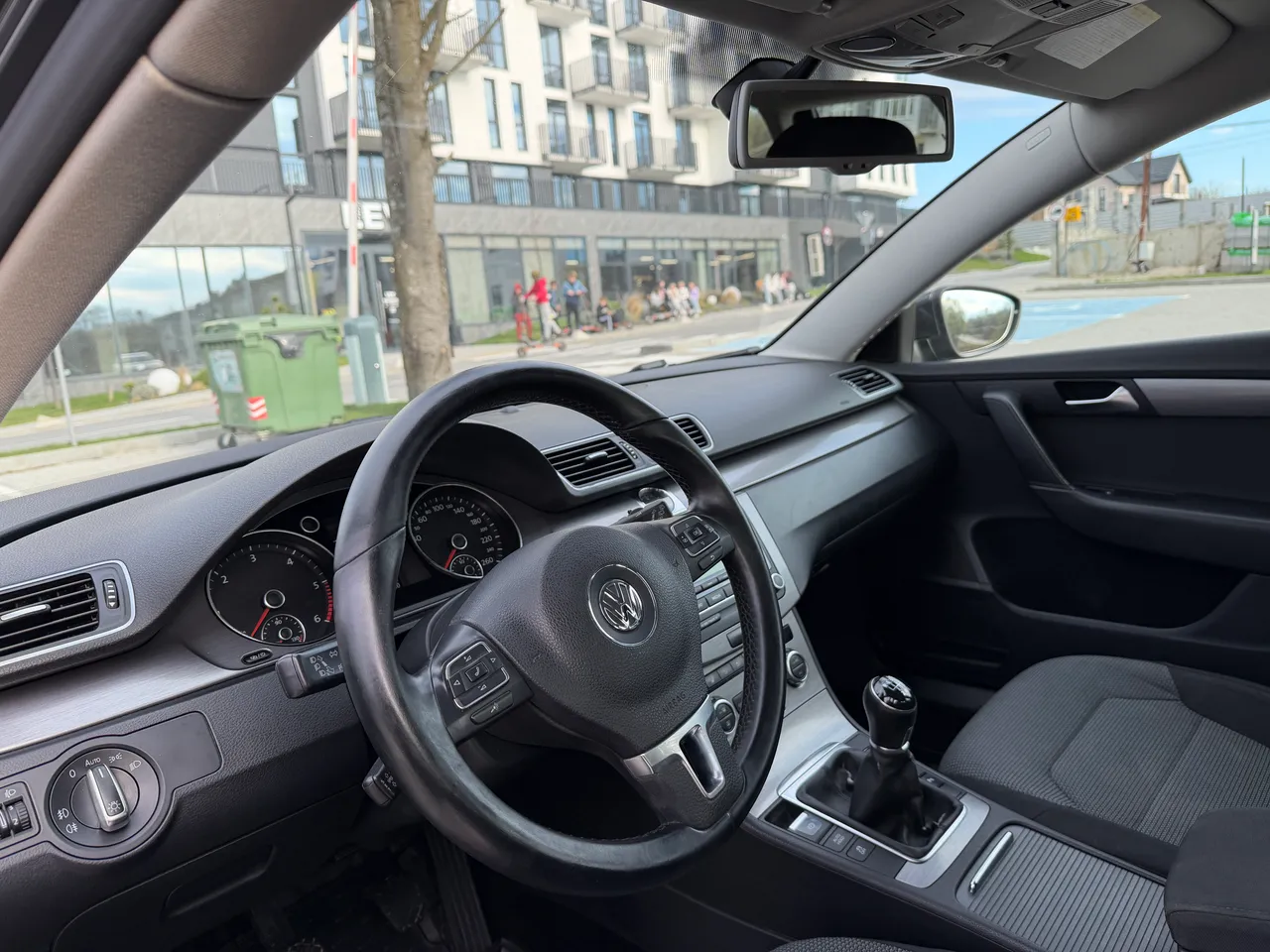 Volkswagen Passat - фото 17