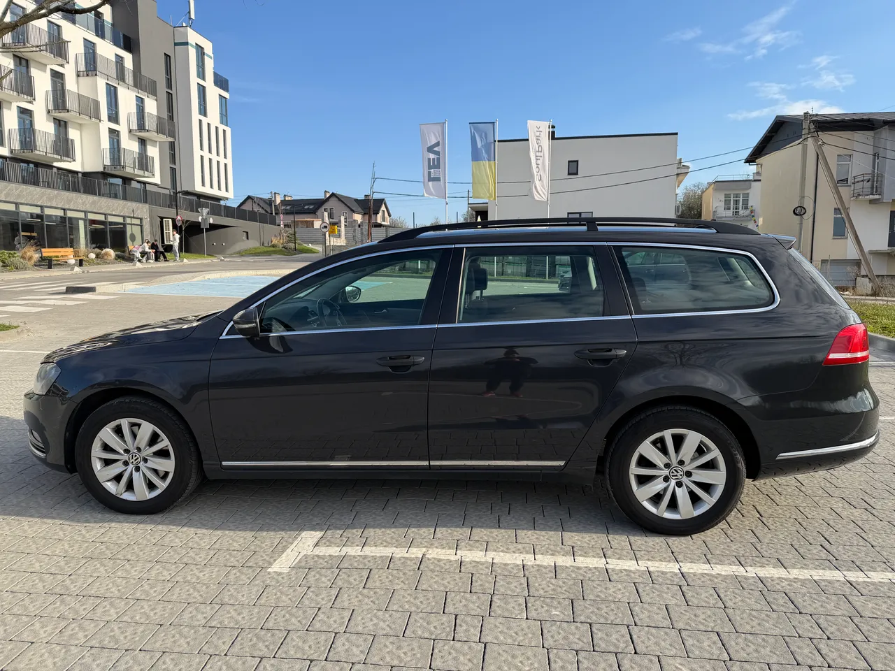 Volkswagen Passat - фото 12