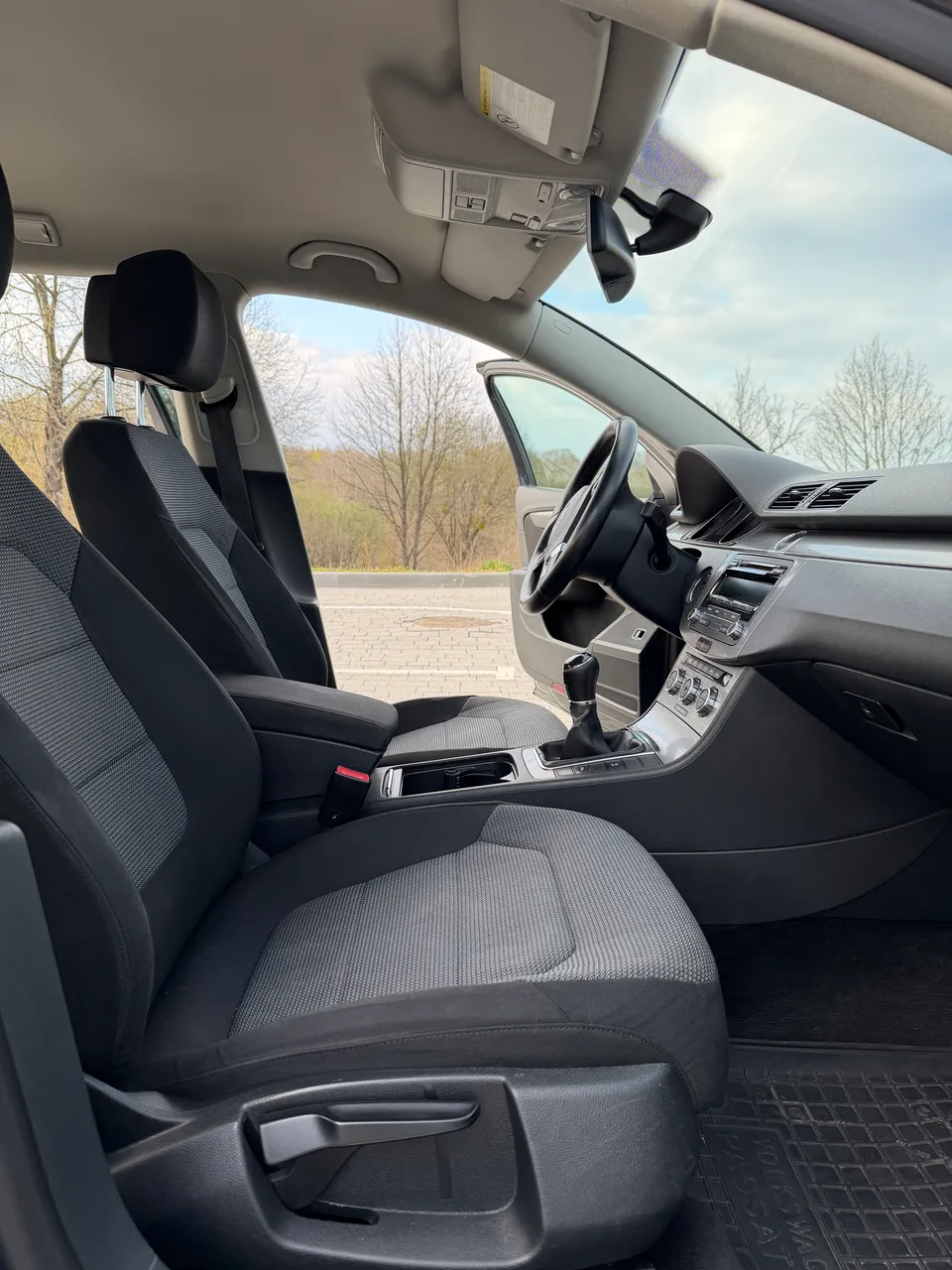 Volkswagen Passat - фото 23