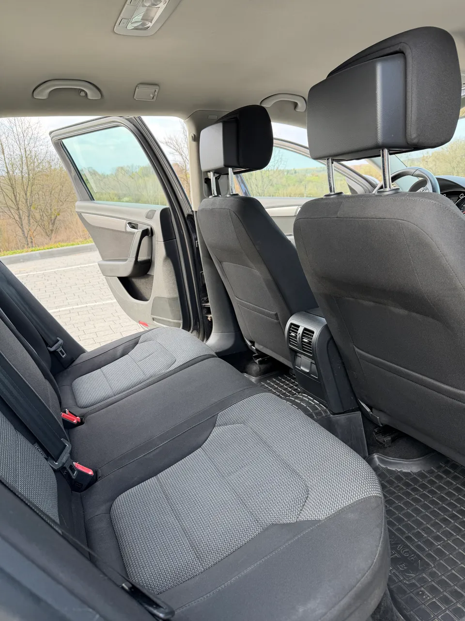 Volkswagen Passat - фото 24