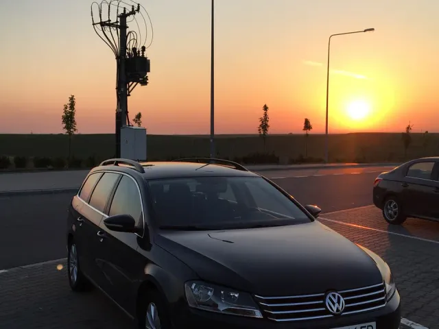 Volkswagen Passat - фото 1