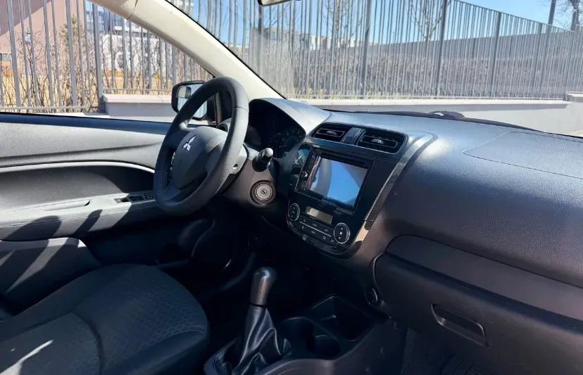 Mitsubishi Mirage - фото 17