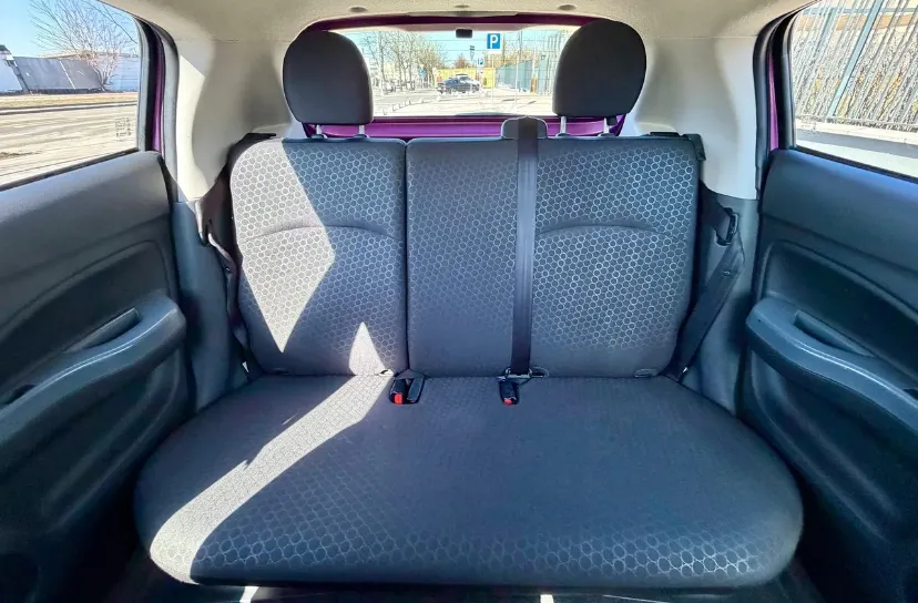 Mitsubishi Mirage - фото 19