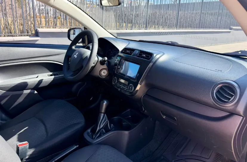 Mitsubishi Mirage - фото 16