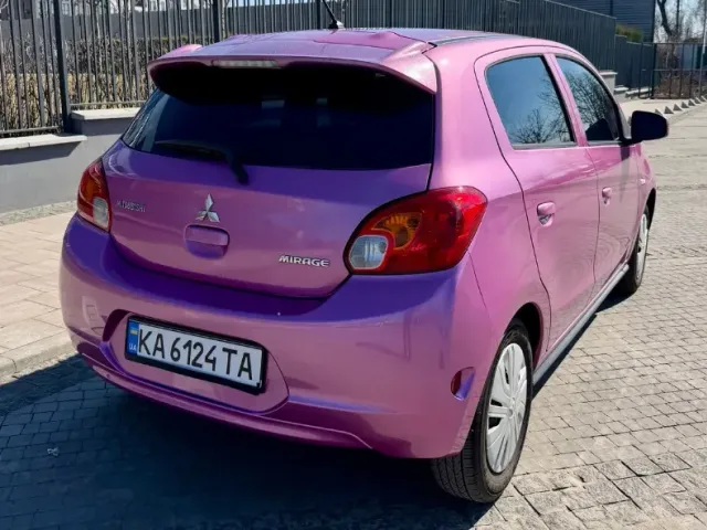 Mitsubishi Mirage - фото 5