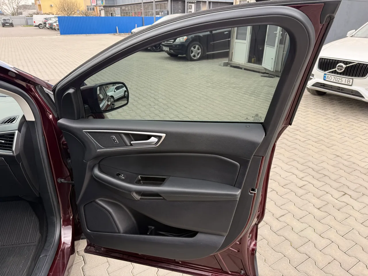 Ford Edge - фото 24