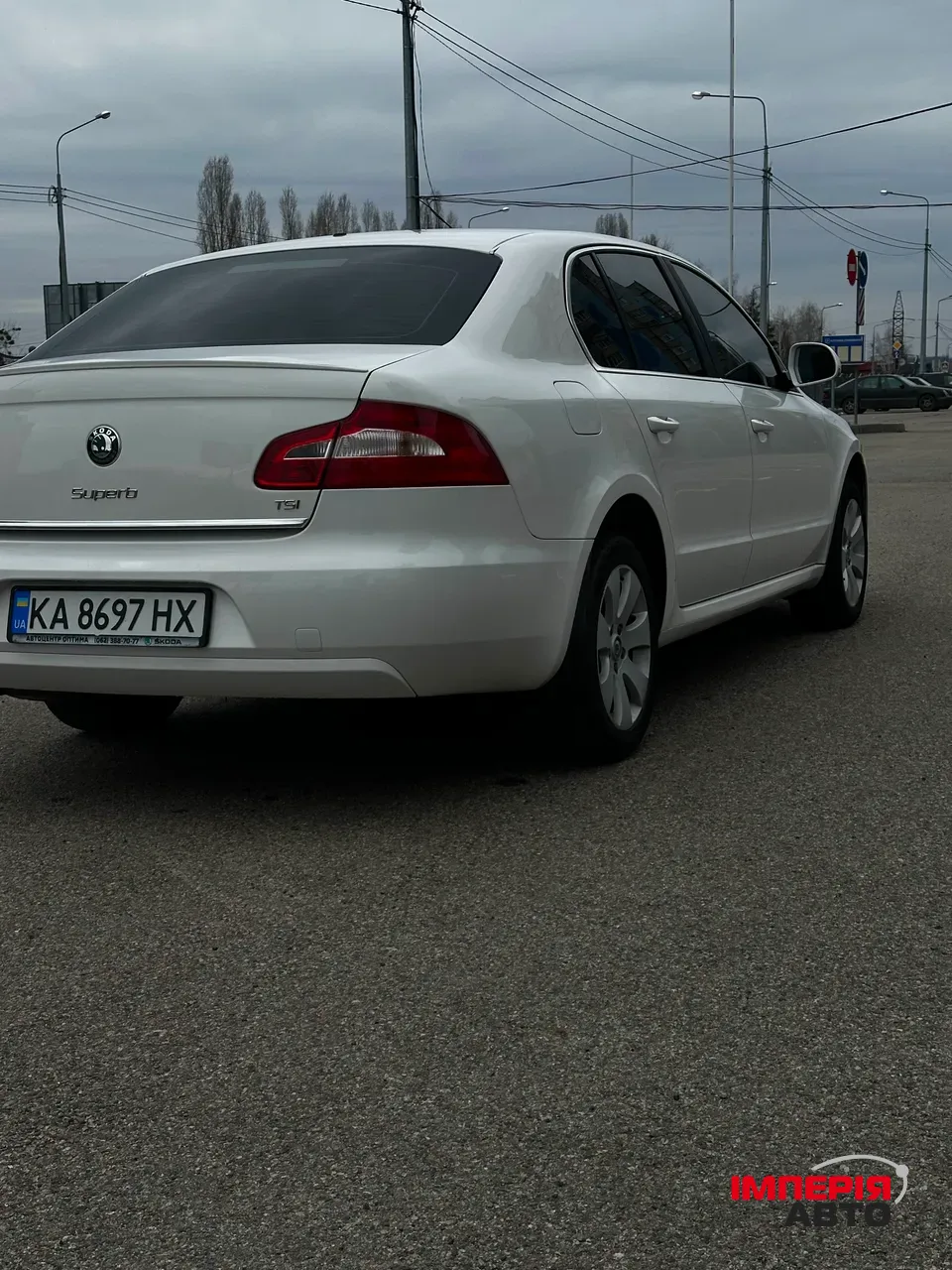 Skoda Superb - фото 8