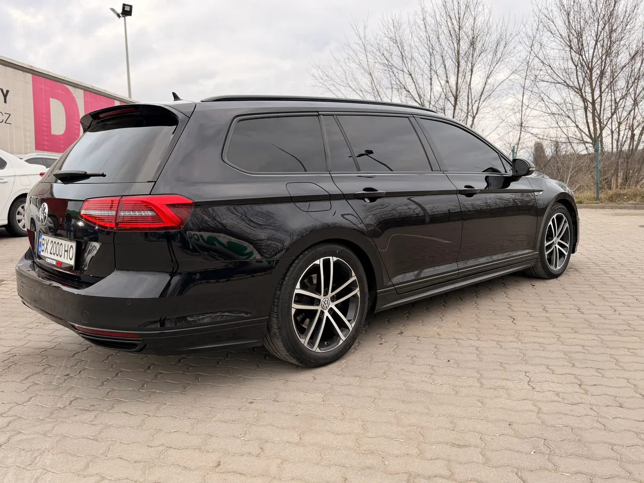 Volkswagen Passat - фото 6