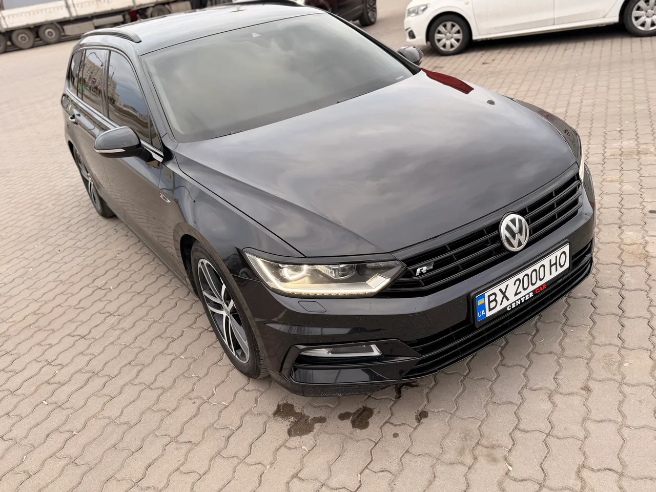 Volkswagen Passat - фото 7