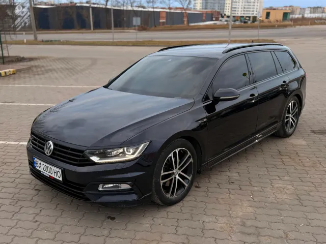 Volkswagen Passat - фото 1
