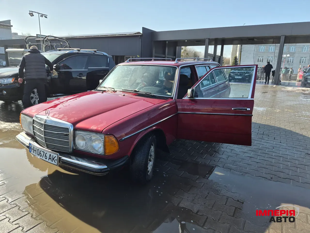 Mercedes-Benz W123 - фото 4