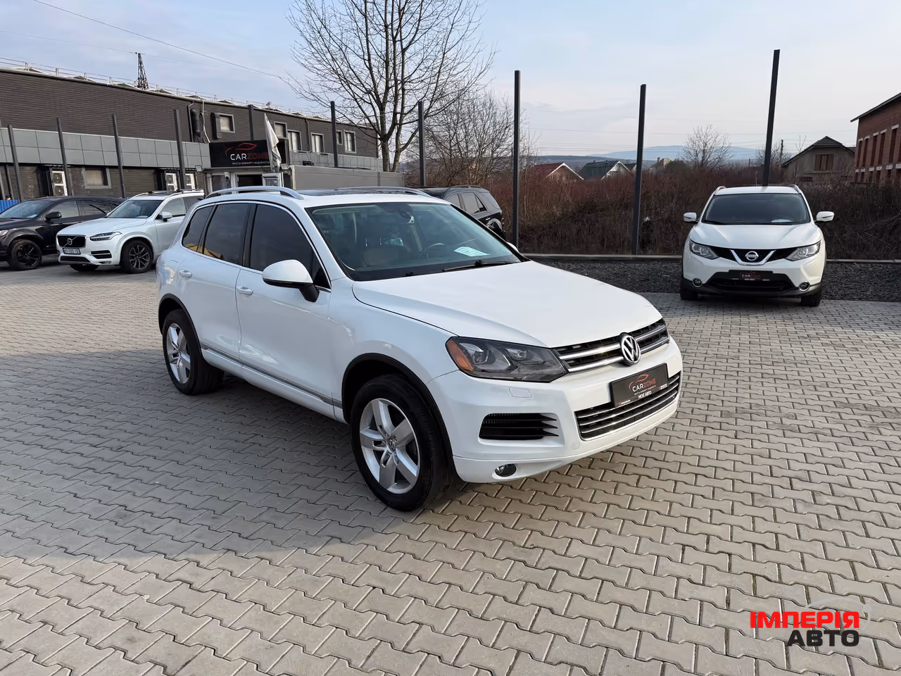 Volkswagen Touareg - фото 13