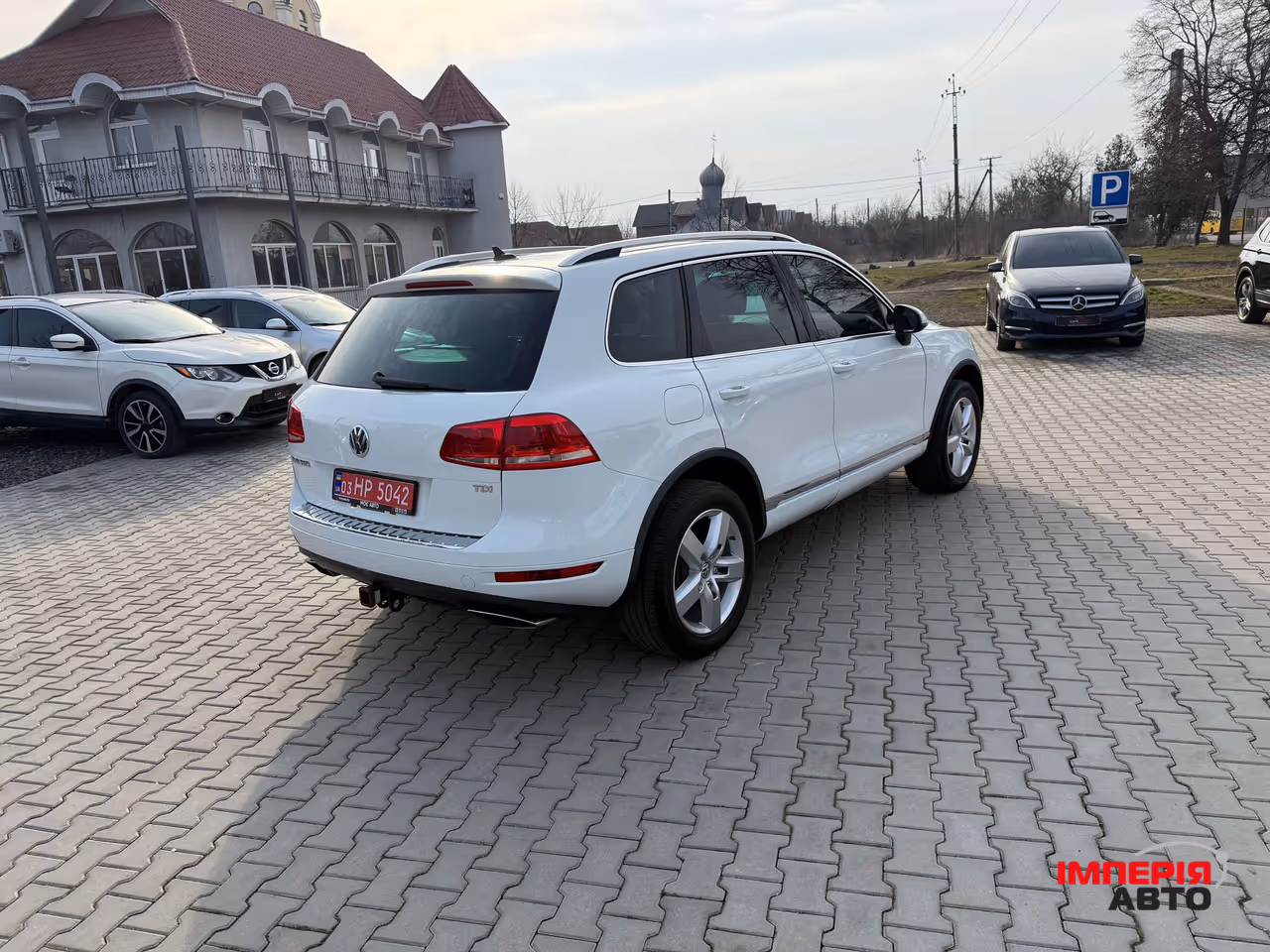 Volkswagen Touareg - фото 10