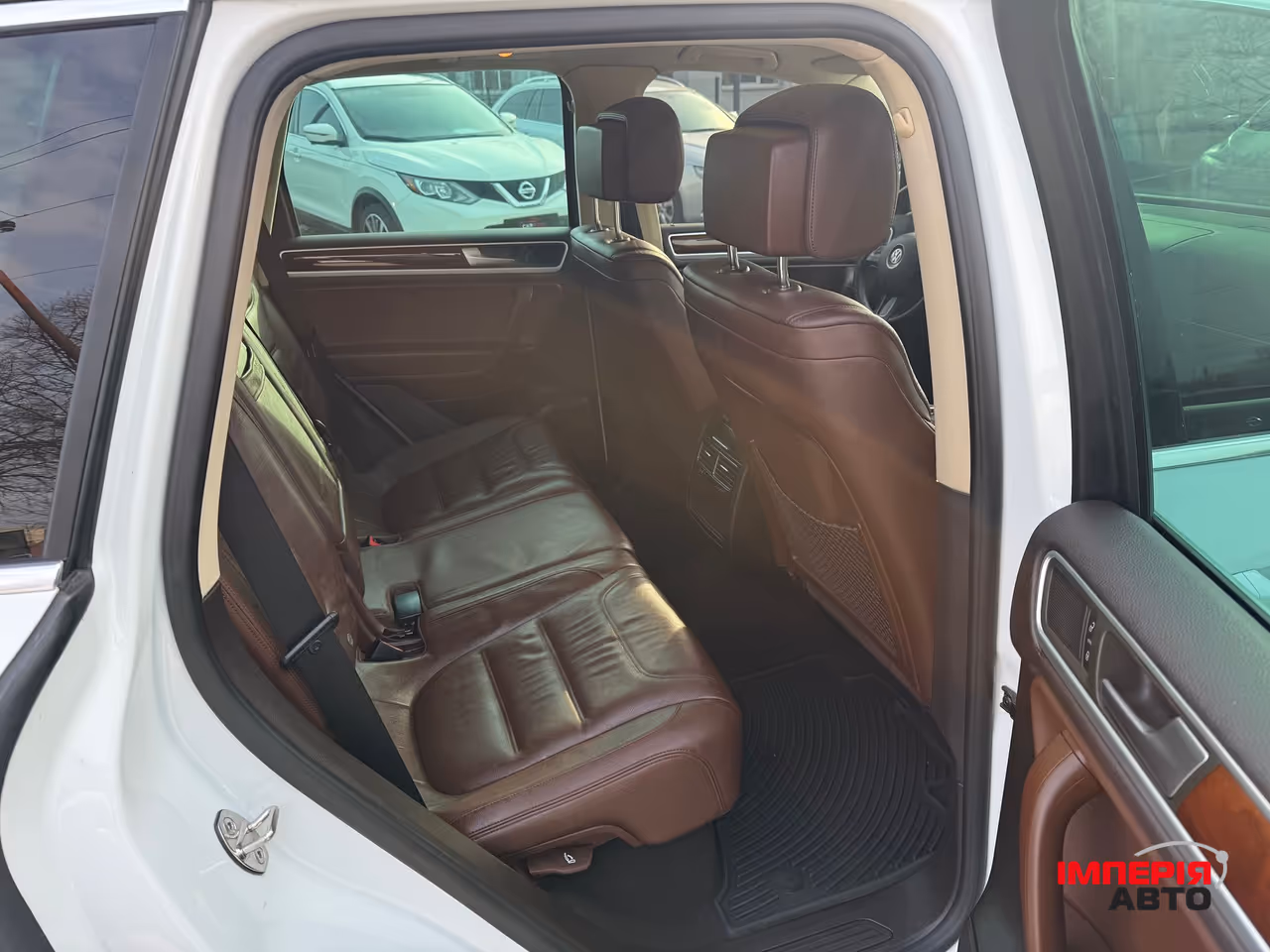 Volkswagen Touareg - фото 24