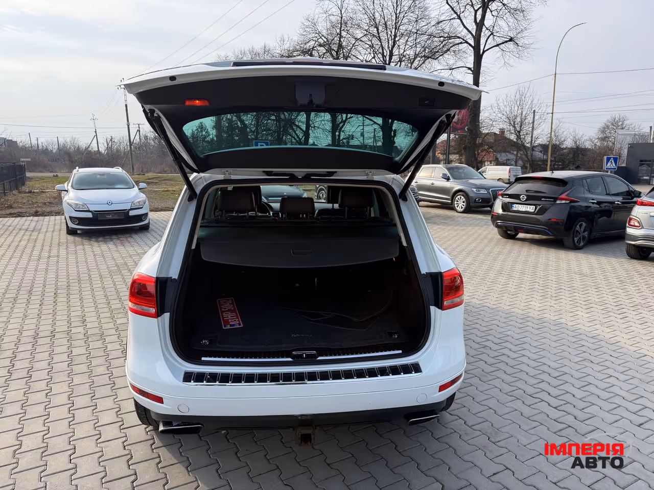 Volkswagen Touareg - фото 22